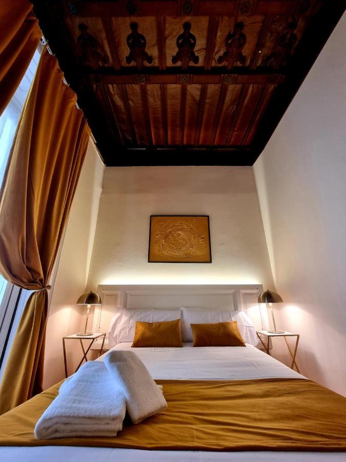 Le Petit Palue- Flora Hotell Madrid Eksteriør bilde