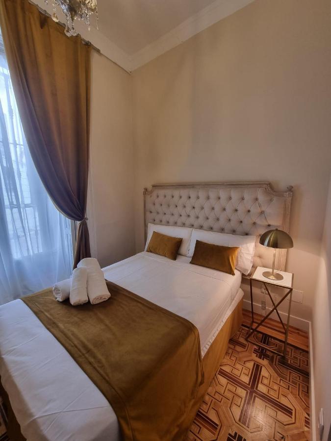 Le Petit Palue- Flora Hotell Madrid Eksteriør bilde