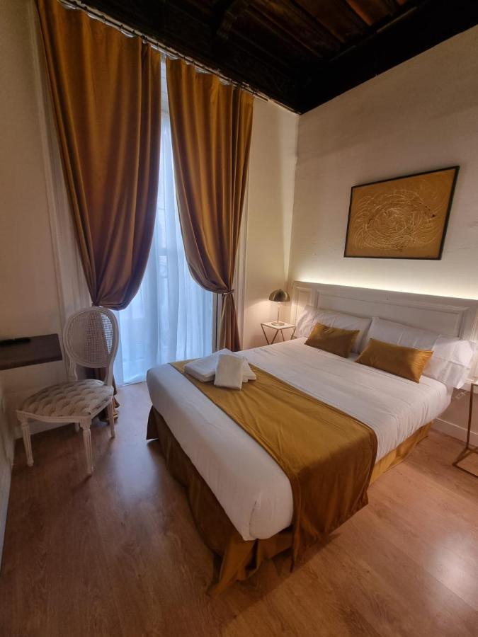 Le Petit Palue- Flora Hotell Madrid Eksteriør bilde